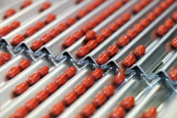 Pharmaceutical Industry 162237902 3425x4567 (1)