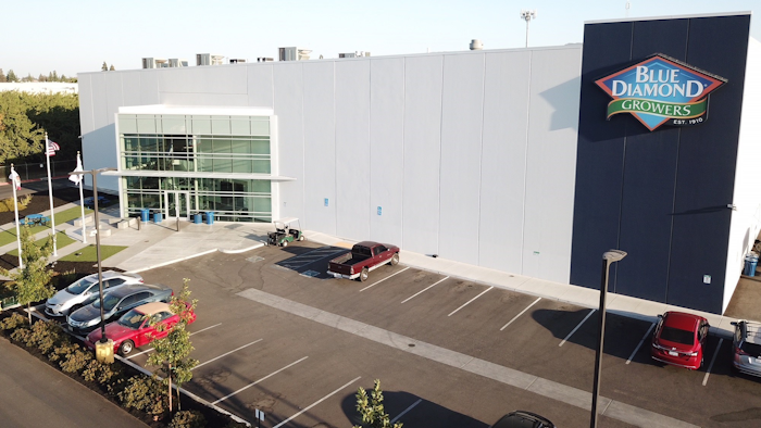 Blue Diamond Opens Plant with Cutting Edge Pasteurization