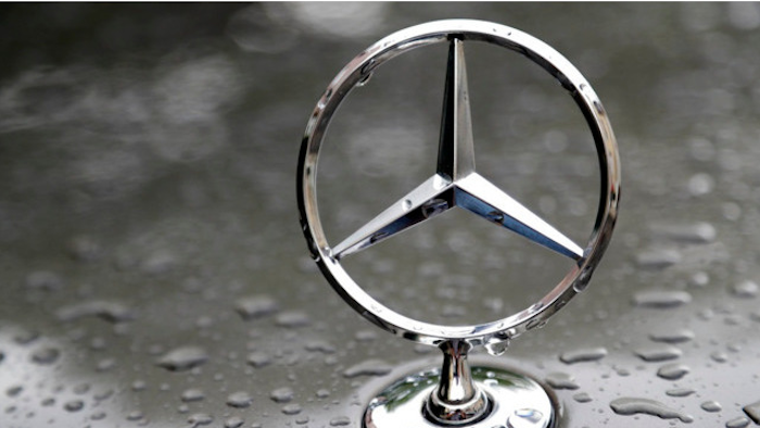 Mercedes Ap 5c376723c1259 5dfb9155ae954