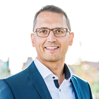 Andreas Eschbach, founder and CEO, eschbach.