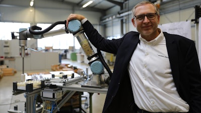 disk aktivitet konstant Universal Robots Reaches 50,000 Collaborative Robots Sold | Industrial  Equipment News