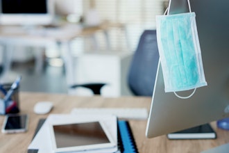 Ed Note I Stock 1220760434