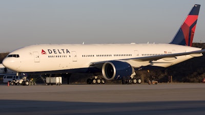 Delta Air Lines Boeing 777 N701 Dn