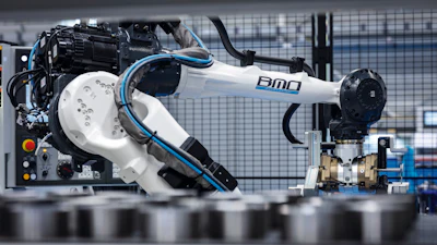 BMO Automation combines the advantages of pallet automation with the option of also being able to load individual workpieces automatically.