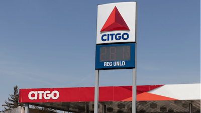 Citgo's spill in 2006 polluted about 150 miles of shoreline, killed birds and fish, contaminated habitats, closed the ship channel, and disrupted recreational uses of the river and lakes.
