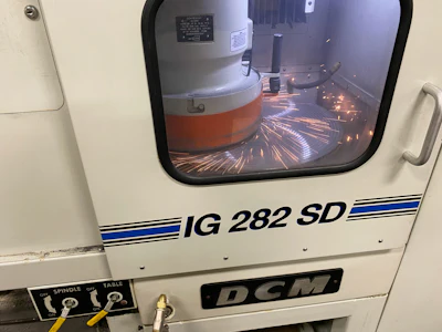 To contain the mess for cleaner, more precise grinding, selecting an advanced rotary grinder like that from DCM Tech features an integrated shroud: a sliding door with a built-in window that encloses the grinding area and reduces machine noise.