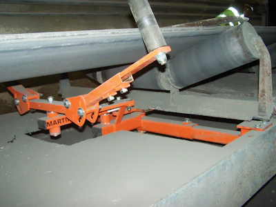 Multi-Pivot Trainer for the load-carrying run