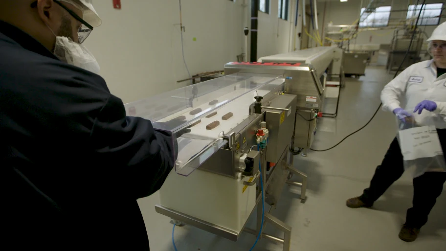 Mars Opens $42 Million, Snack-Focused R&D Facility in Chicago ...