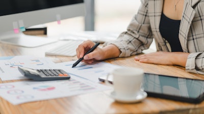 I Stock 2152981868 Korrawin