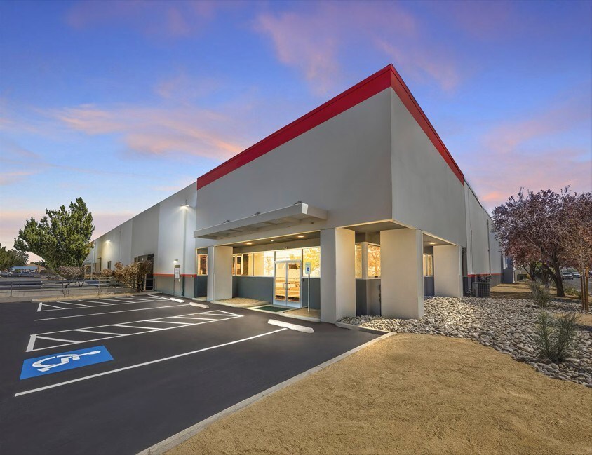 Future Form Manufacturing's new 30,000 square foot warehouse in Sparks, Nevada