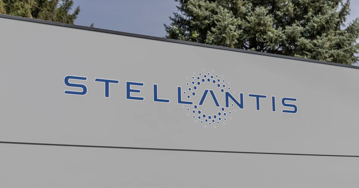 Stellantis Fs Stellantis to Invest $13 Billion to Expand U.S. Operations, Adding ...