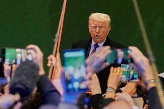 US President Donald Trump talks to media during the Annual Meeting of the World Economic Forum in Davos, Switzerland, Thursday, Jan. 22, 2026. ()
