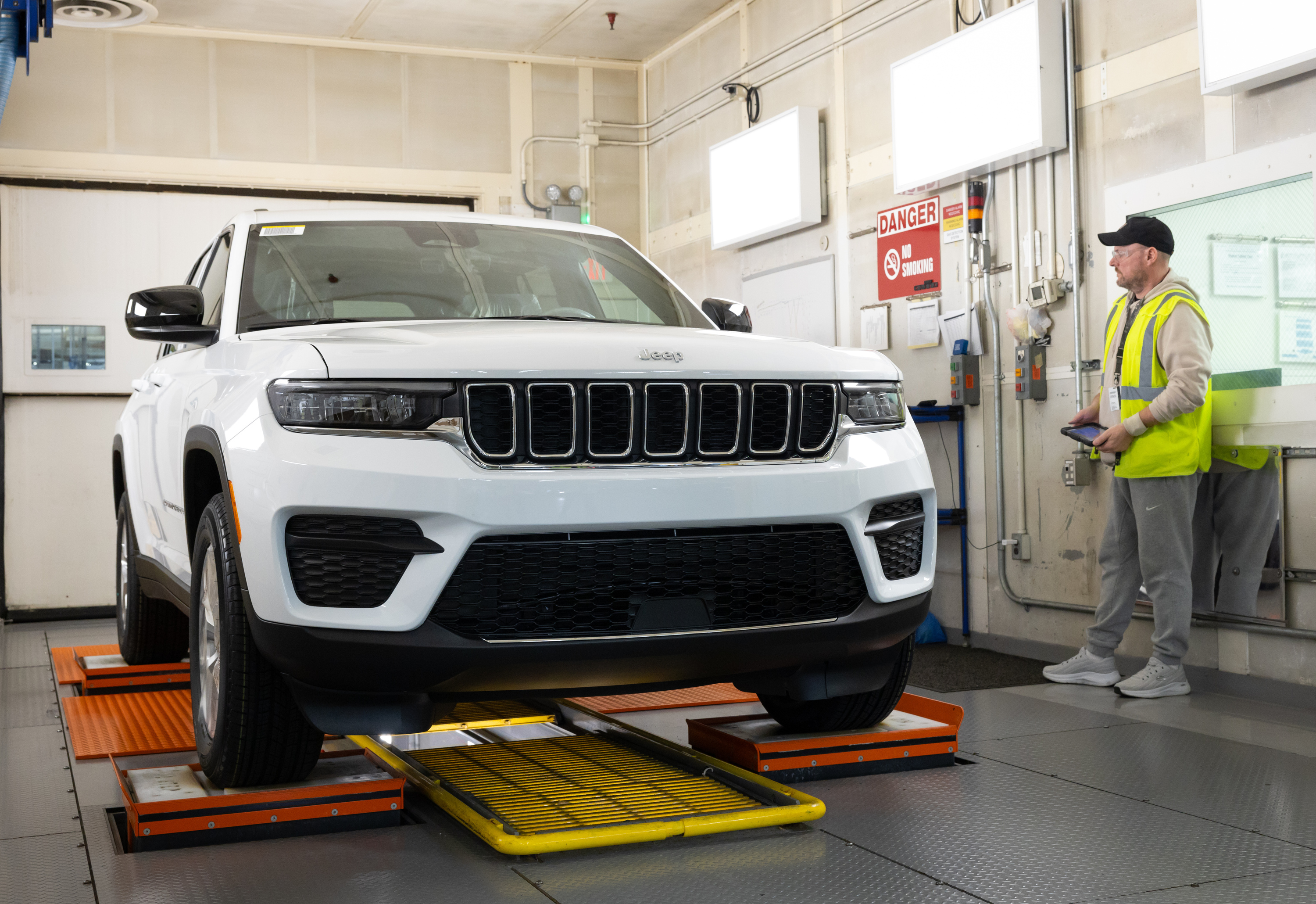 A Jeep Grand Cherokee is tested at the Detroit Assembly Complex &ndash; Jefferson.