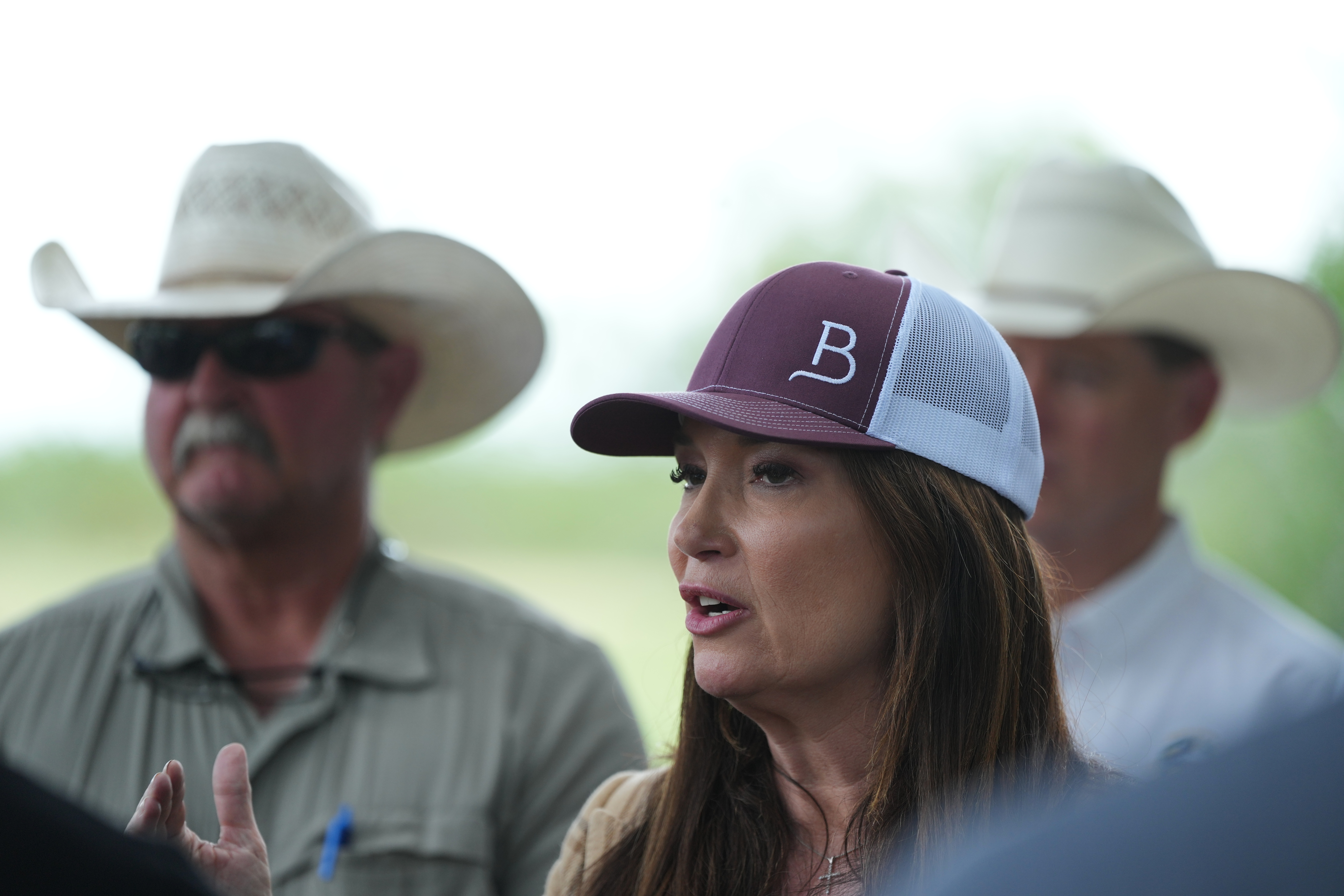 Political Blame Game Follows Screwworm Threat to Cattle Industry