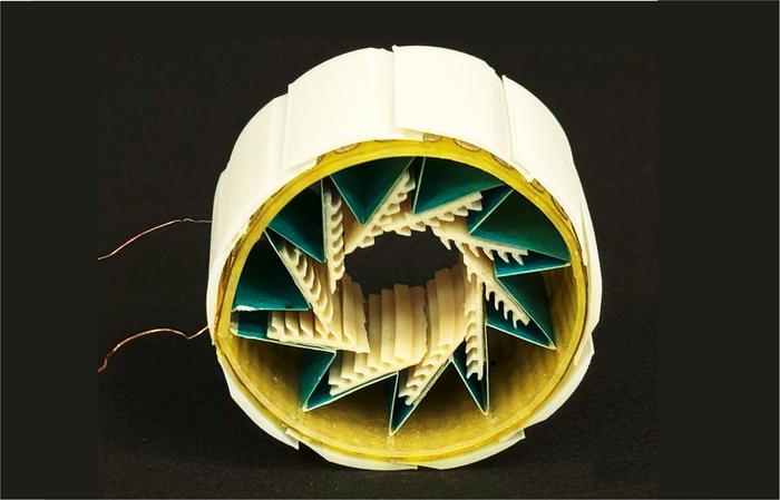 The robo-armadillo consists of three layers. The outer layer, or exoskeleton, consists of a series of segmented, curved scales made from a 3D printed resin. The middle is the sensing and actuation layer. Finally, the endoskeleton layer consists of segmental scales.