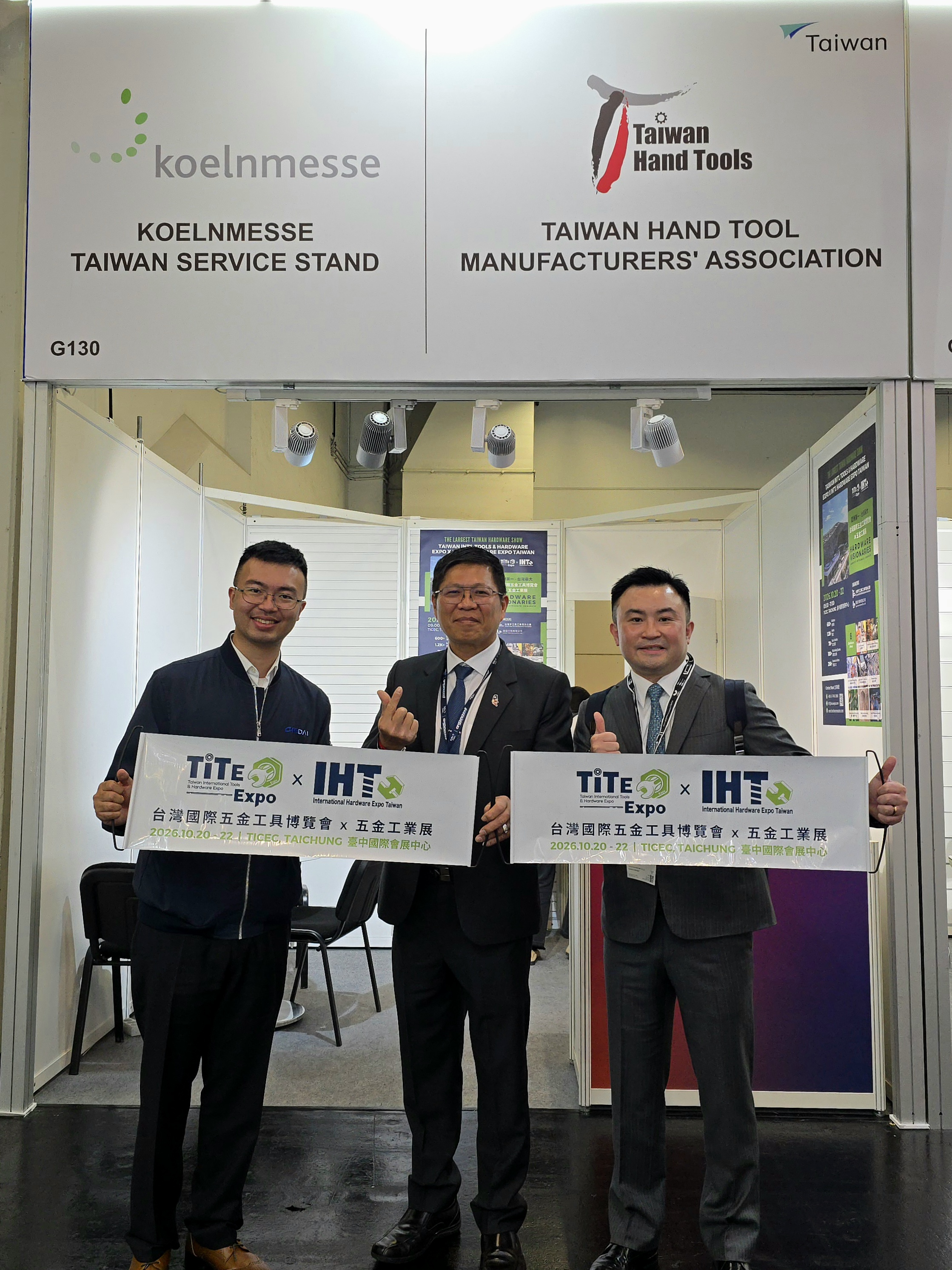 Executive Director of THTMA & GM of Organizer Precision Tools Co., Ltd., David Hsieh (center), GM of Lanza International, Andrew Liu (right), and Factory Director of Re-Dai Precision Tools Co., Ltd.'s Dapumei Smart Factory, Oscar Yu (left), gathered at the 'Taiwan Flagship Showcase' during the EISENWARENMESSE in Cologne this March. Together, they promoted Taiwan&rsquo;s hardware and tool industry strength to global buyers, driving significant momentum for the upcoming October expo in Taichung.